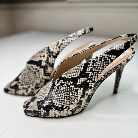 Vince Camuto Saisha Slingback Heels - Picture 1 of 10